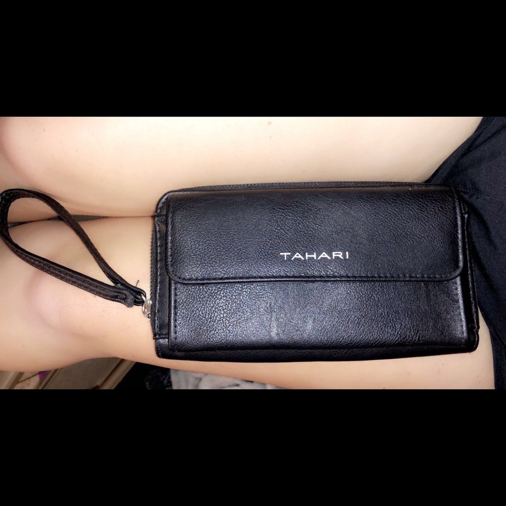 Tahari wristlet wallet